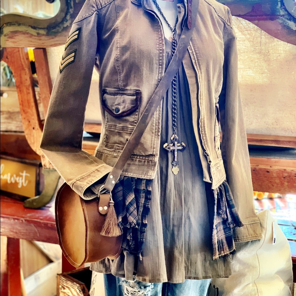 SOLD ♥️ Tattered Military Style Jacket - Picture 5 of 8